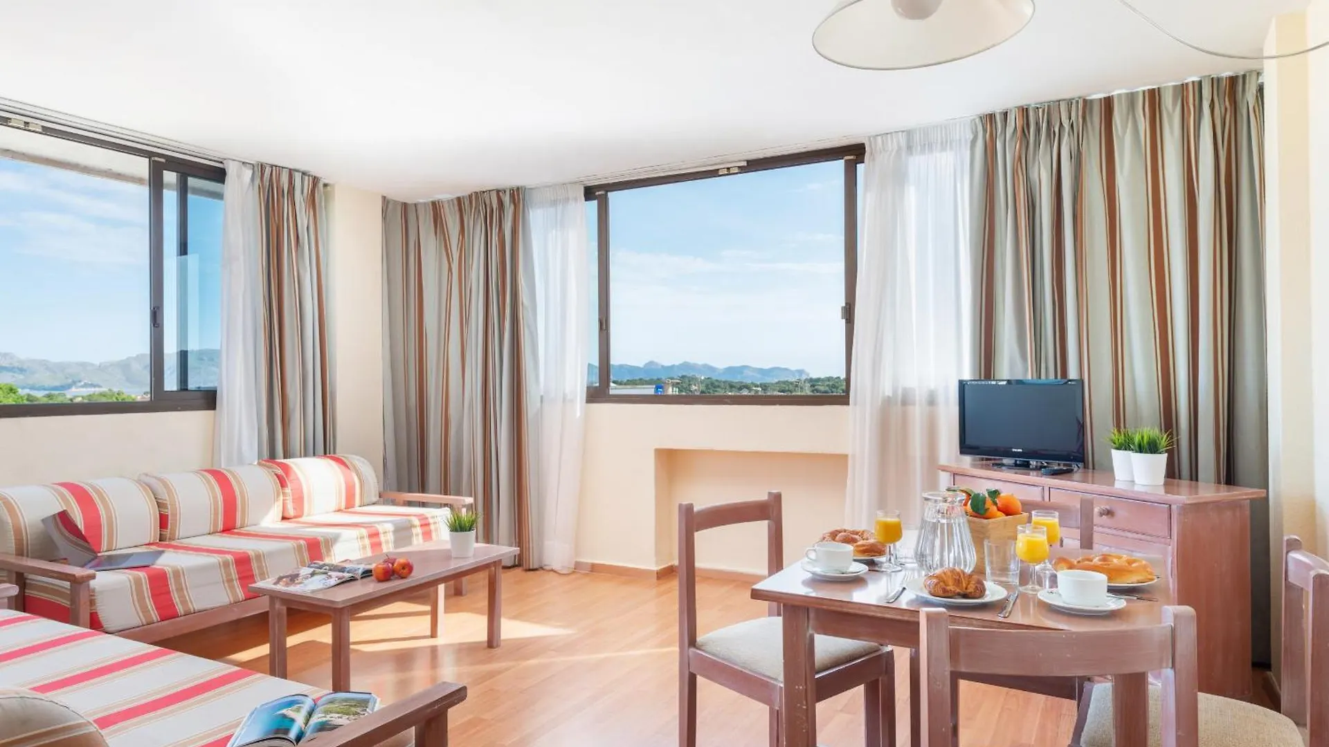 Sunset 1 Room Apartment Carlos V Alcudia  İspanya