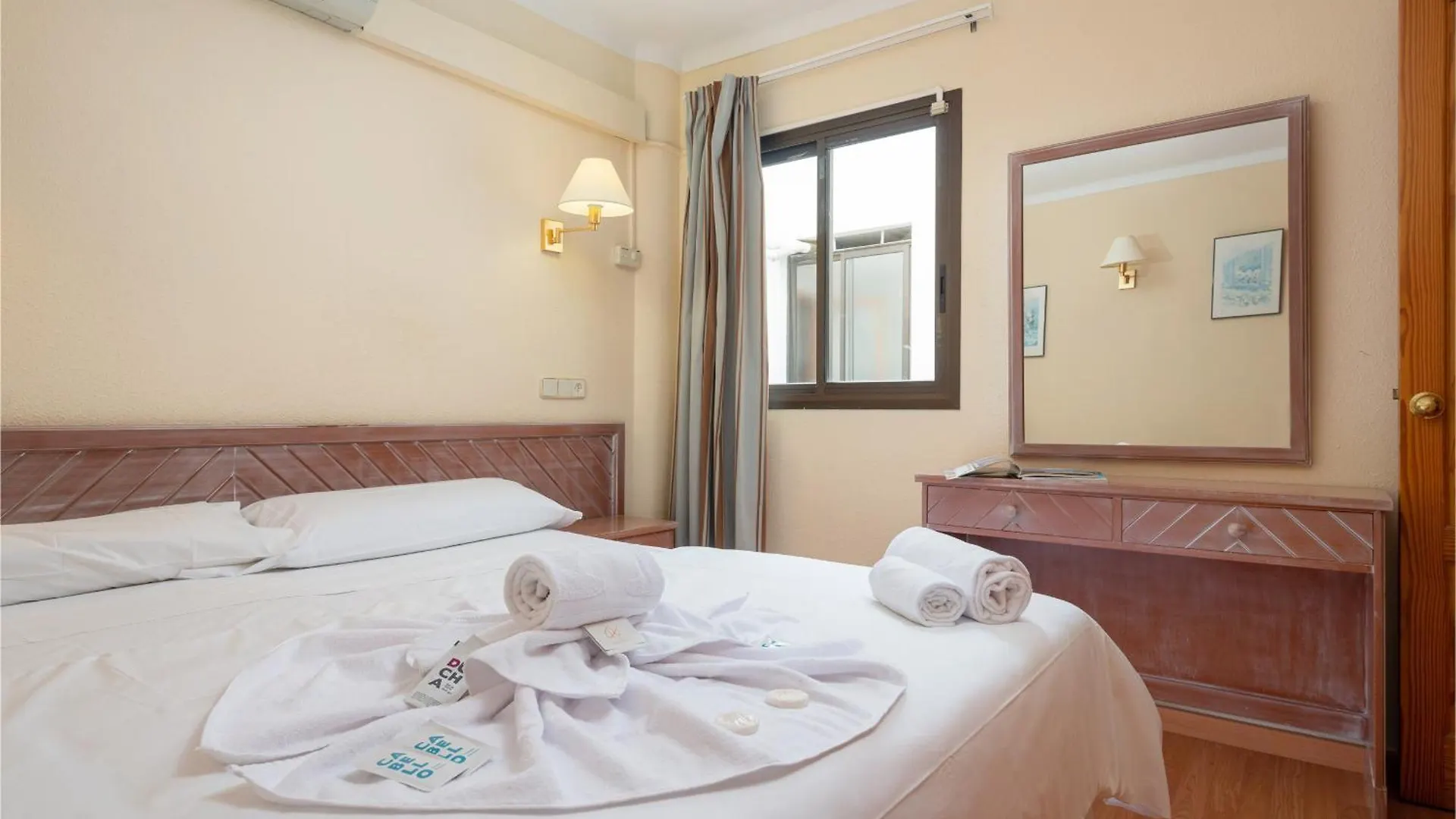 Sunset 1 Room Apartment Carlos V Alcudia  0*, Alcudia (Mallorca) Spain